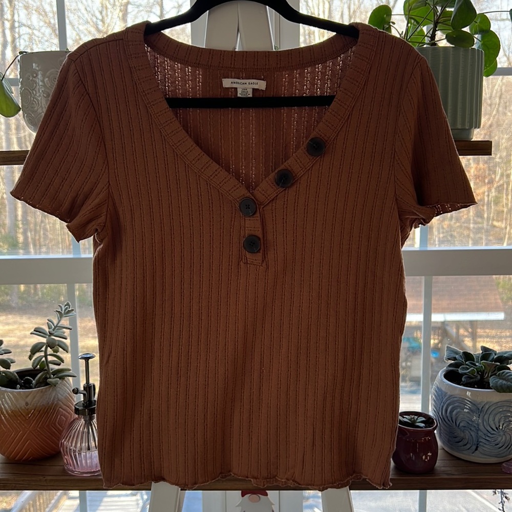 American Eagle sweater look short sleeve tee